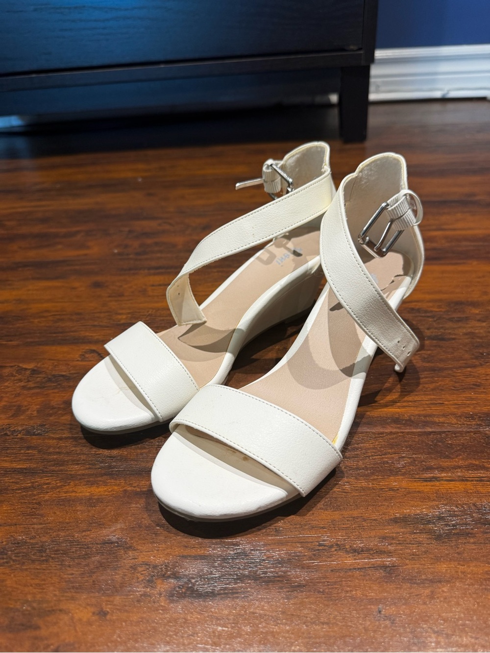 FIONI Clothing Cream Ankle-Strap Wedge Sandals